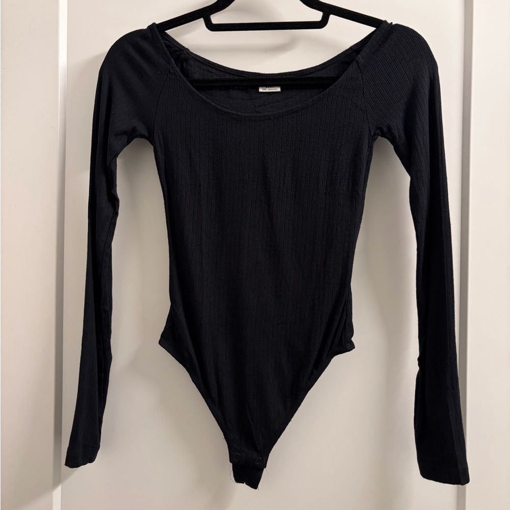 Aritzia (Sunday Best) Black Long Sleeve Ribbed Bodysuit